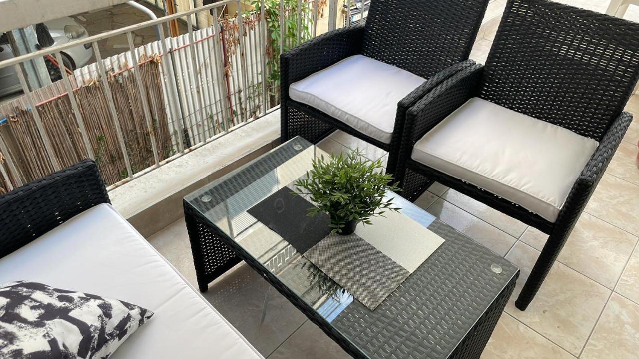 Sunny Peraia Apartment Luaran gambar